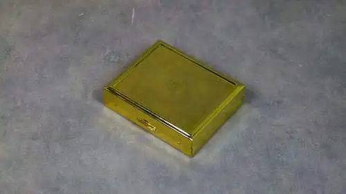 Vergoldeter Rasierer mit Etui  