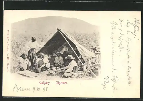 AK Zigeuner unter ihrem Zelt beim Kochen um 1900