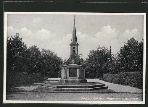 AK Gröditz, Kriegerdenkmal mit Kirche 