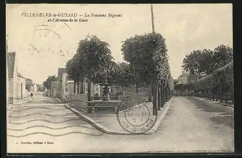 AK Villeneuve-la-Guyard, La Fontaine Regnoul et l'Avenue de la Gare
