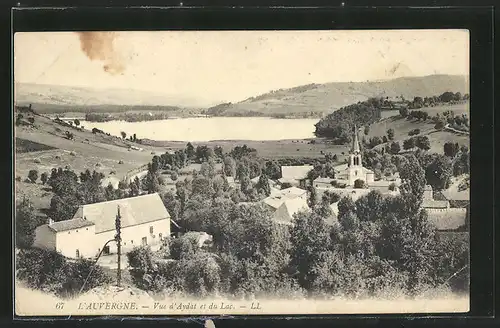 AK Aydat, Vue d'Aydat et du Lac