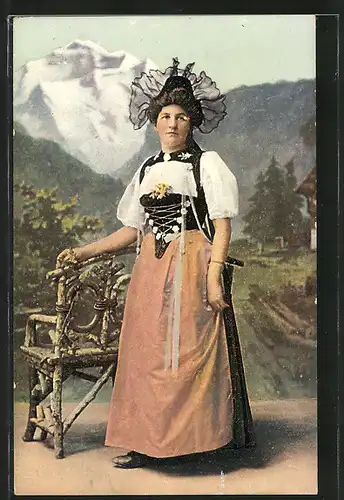 AK Frau in Berner Tracht vor einer Bank
