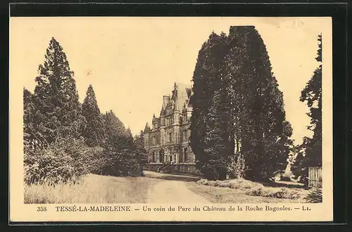 AK Tessé-la-Madeleine, Un coin du Parc du Chateau de la Roche Bagnoles