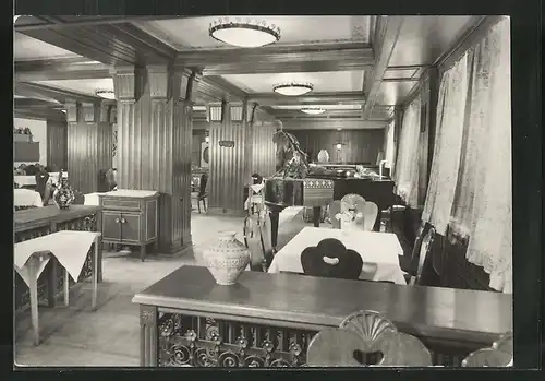 AK Berlin, Innenansicht Restaurant Budapest, Karl-Marx-Allee