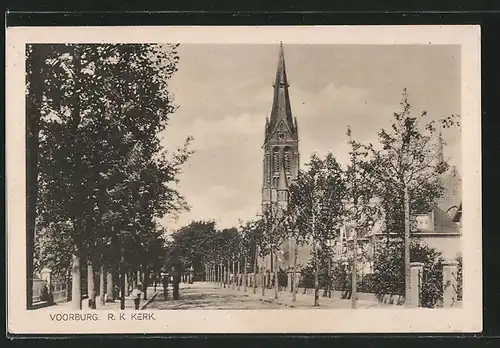 AK Voorburg, R.K.Kerk von der Strasse aus