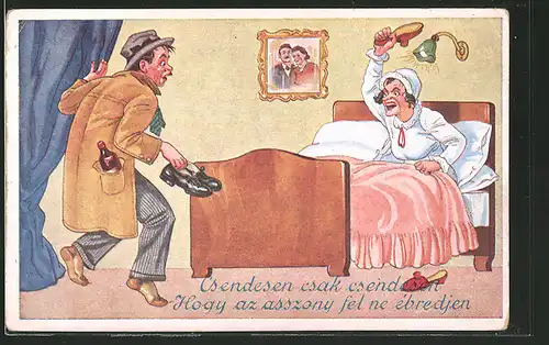 AK frauenfeindlicher Humor, Frau im Bett wirft mit einem Hausschuh nach ihrem Mann der zu spät nach Hause kommt