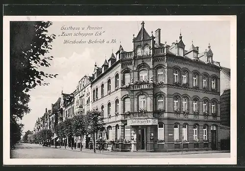 AK Wiesbaden-Biebrich, Gasthaus und Pension "Zum scheppen Eck" von Karl Götze, Ecke Elise-Kirchner- u. Rathausstr.