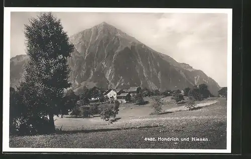 AK Hondrich, Ortsansicht mit dem Niesen