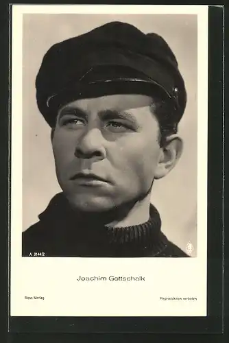 AK Schauspieler Joachim Gottschalk mit Mütze posierend