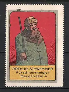 Reklamemarke Kürschnermeister Arthur Schwemmer, Mann im Pelzmantel