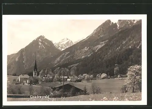 AK Gnadenwald, Blick zum Dorf