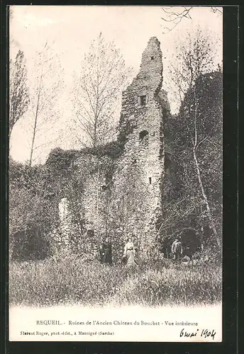 AK Requeil, ruines de l'ancien château du Bouchet, vue intérieure