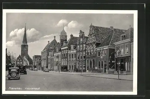 AK Franeker, Voorstraat mit Kirche und Geschäften