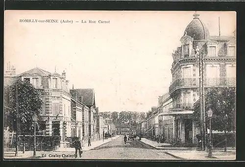 AK Romilly-sur-Seine, La Rue Carnot