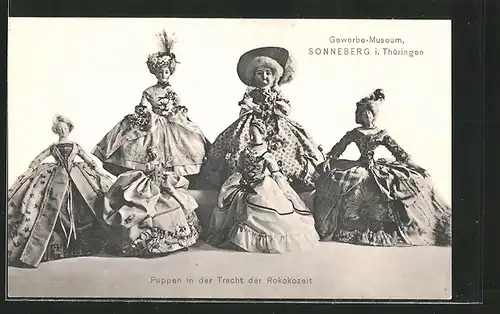 AK Sonneberg, Puppen in der Tracht der Rokokozeit im Gewerbe-Museum