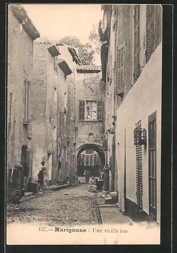 AK Marignane, Une vieille rue