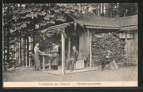 AK St. Wolfgang, Tischlerwerkstätte des Ferienhorts am Abersee, Tischler bei der Arbeit