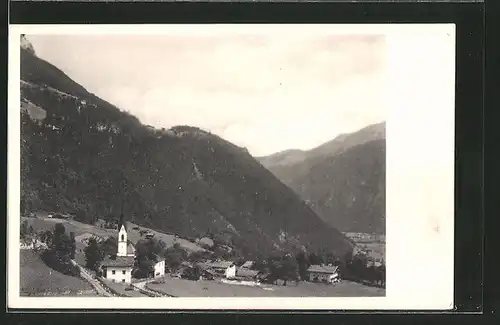 AK Finkenberg i. Zillertal, Ortsansicht mit Bergen