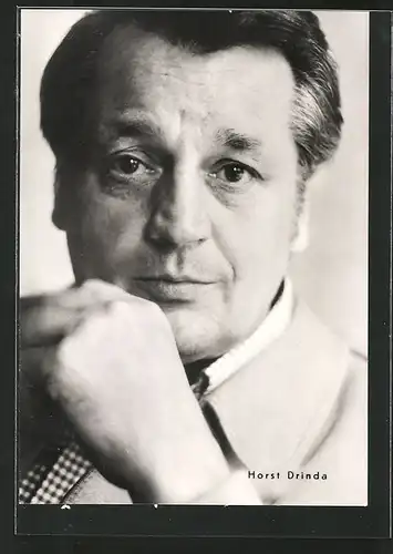 AK Schauspieler Horst Drinda im Anzug