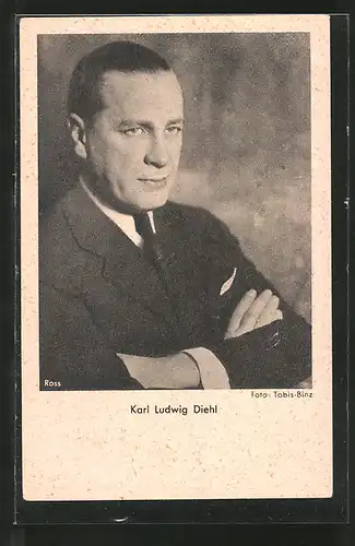 AK Schauspieler Karl Ludwig Diehl im Anzug