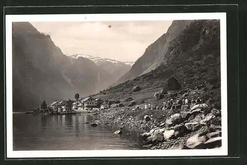 AK Gudvangen, Häuserpartie am Fjord