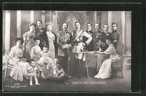 AK der deutsche Kaiser Wilhelm II. von Hohenzollern und das deutsche Kaiserhaus