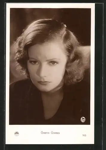 AK Schauspielerin Portrait Greta Garbo
