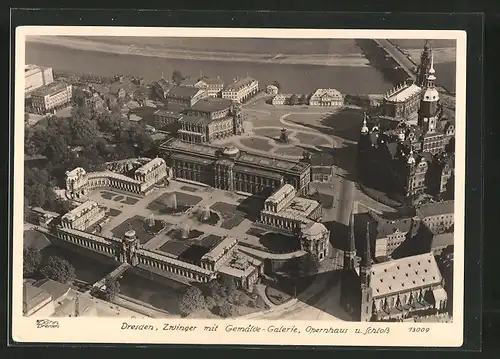 Foto-AK Walter Hahn, Dresden, Nr. 13009: Dresden, Luftbild mit Gemälde-Galerie und Opernhaus