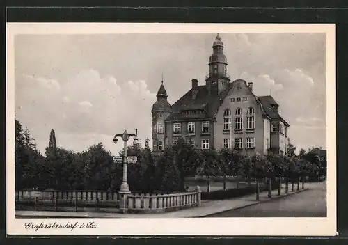 AK Grossröhrsdorf, Strassenpartie am Rathaus