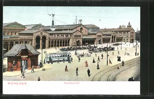 AK München, Strassenbahn vor dem Zentralbahnhof, Pferdekutschen