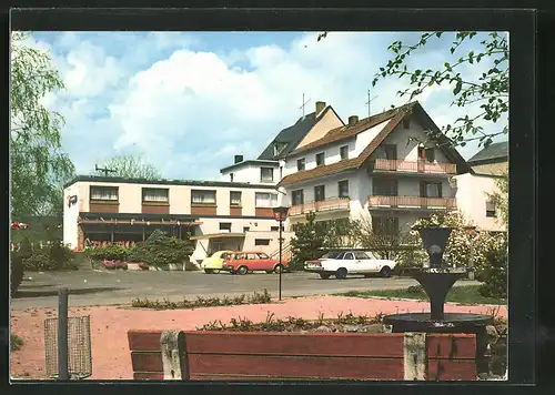 AK Oberzeuzheim, Hotel "Lochmühle", Totalansicht