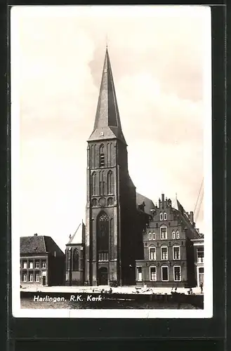 AK Harlingen, R. K. Kerk, Partie mit Kirche