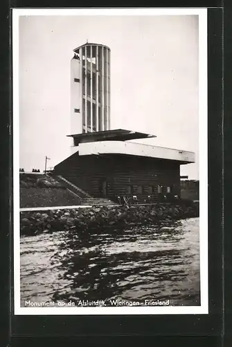 AK Wieringen, Monument op de Afsluitdijk