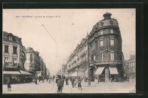 AK Roubaix, la rue de la Gare, tramway
