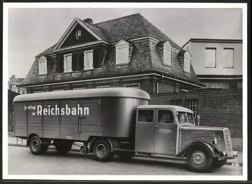 Fotografie LKW Henschel Diesel, Lastwagen-Zugmaschine Spedition Würbach in Essen, Im Auftrage der Reichsbahn