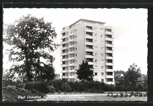 AK Bad Oldesloe, Kurpark mit Hochhaus