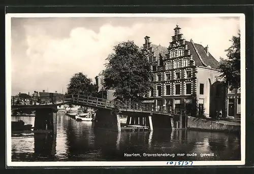 AK Haarlem, Gravestenebrug met oude gevels