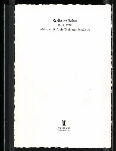 AK Schauspieler Karlheinz Böhm im Anzug posierend