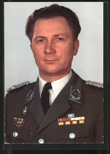 AK Gemeinsamer Kosmosflug UdSSR/DDR, Sigmund Jähn in Uniform
