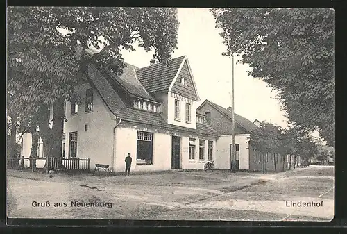 AK Neuenburg, Strassenpartie am Gasthaus Lindenhof