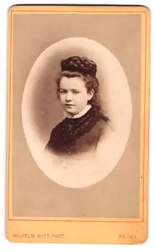Fotografie Wilhelm Witt, Peine, Portrait eines Mädchens