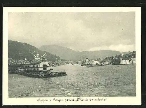 AK Bergen, Blick vom Passagierschiff Monte Sarmiento in den Hafen, Nordlandreisen