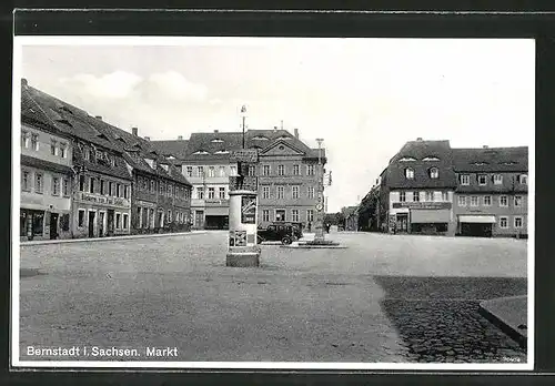 AK Bernstadt, Markt mit Litfasssäule
