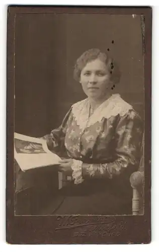 Fotografie W. Gröning, Harsefeld, Portrait bürgerliche Dame