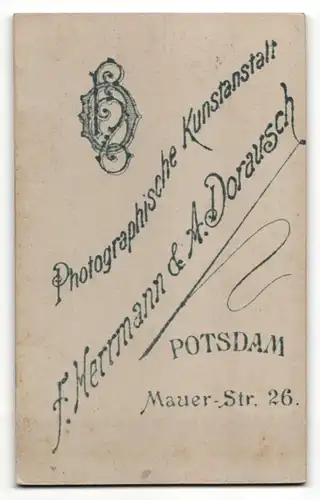 Fotografie F. Hermann & A. Dorausch, Potsdam, Portrait Garde-Soldat in Uniform mit Schützenschnur