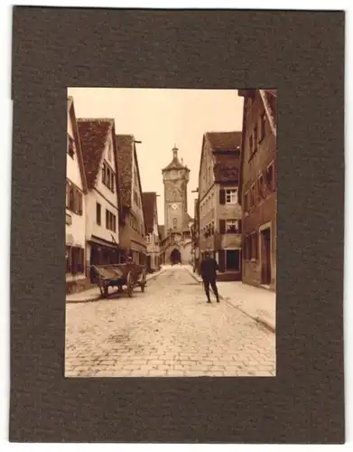 Fotografie Fotograf unbekannt, Ansicht Rothenburg o. d. Tauber, Blick zum Klingentor