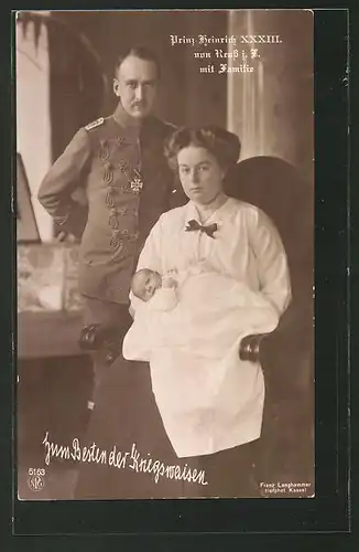 AK Prinz Heinrich XXXIII. Reuss zu Köstritz mit seiner Gemahlin Prinzessin Viktoria Margarete von Preussen & Baby