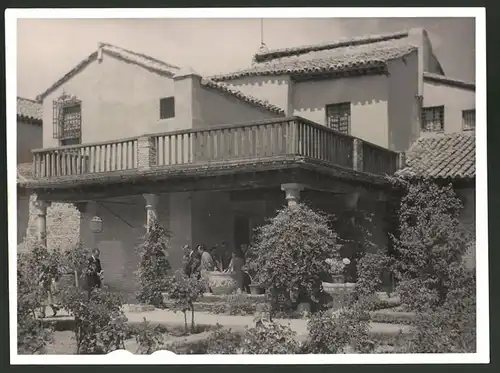 Fotografie Fotograf unbekannt, Ansicht Toledo, Partie an einer Finca