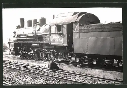 Foto-AK russische Eisenbahn, Dampflok, Lokomotive Lok-Nr.: 3H725-23, Tender-Lokomotive in Brest