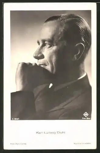 AK Portrait des Schauspielers Karl Ludwig Diehl im Anzug